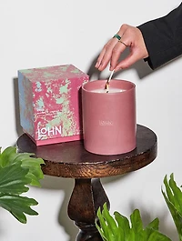 Erde Mega - Amber & Vetiver Candle