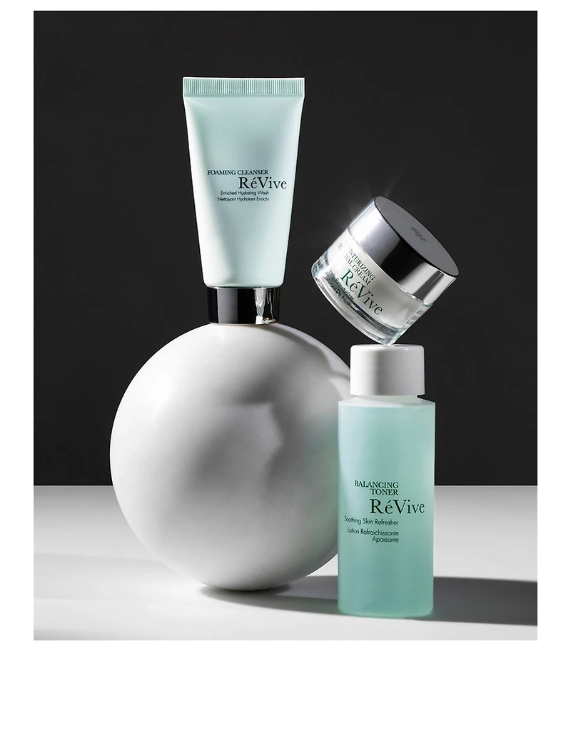 Foaming Cleanser Enriched Hydrating Wash