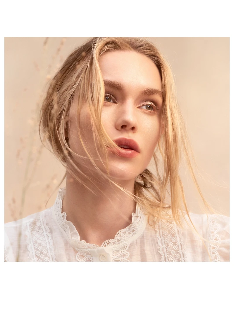 Lip Veil