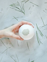 Boreal Fog Bath Bomb