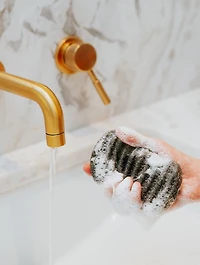 Konjac Bamboo Charcoal Body Sponge