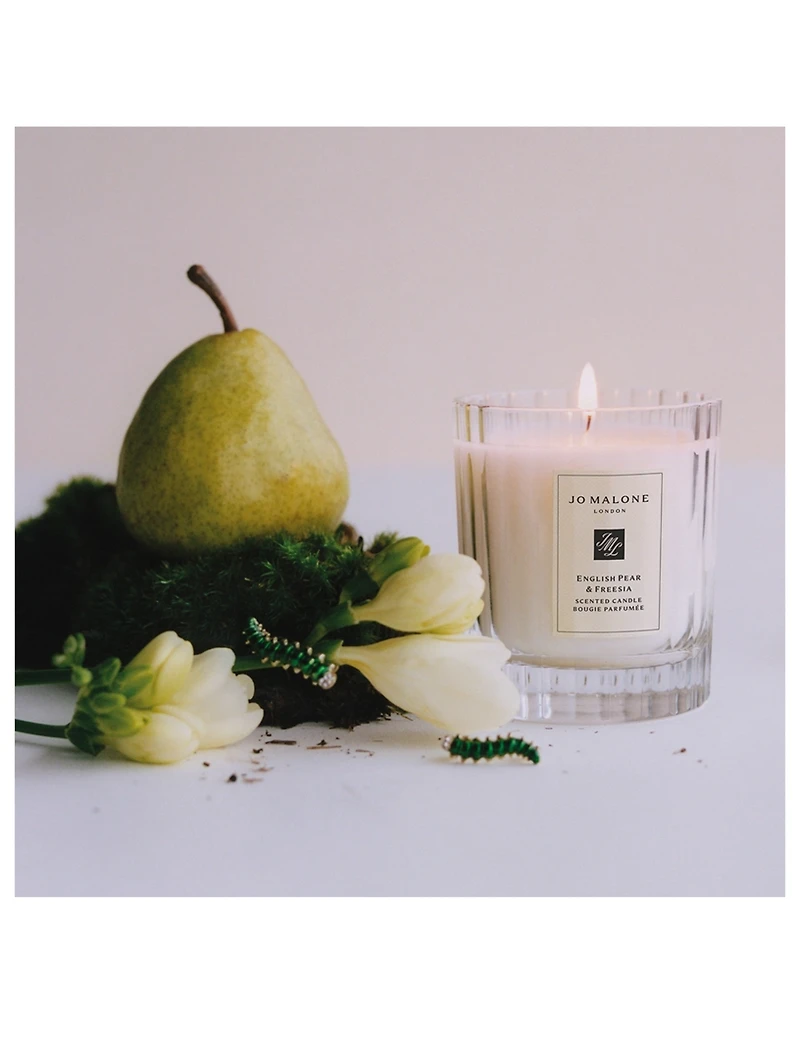 English Pear & Freesia Home Candle – Fluted Glass Edition