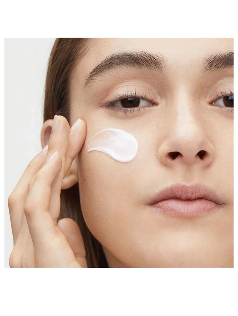 Vital Perfection Uplifting and Firming Eye Cream