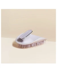Flourish® x Manta® Brush 