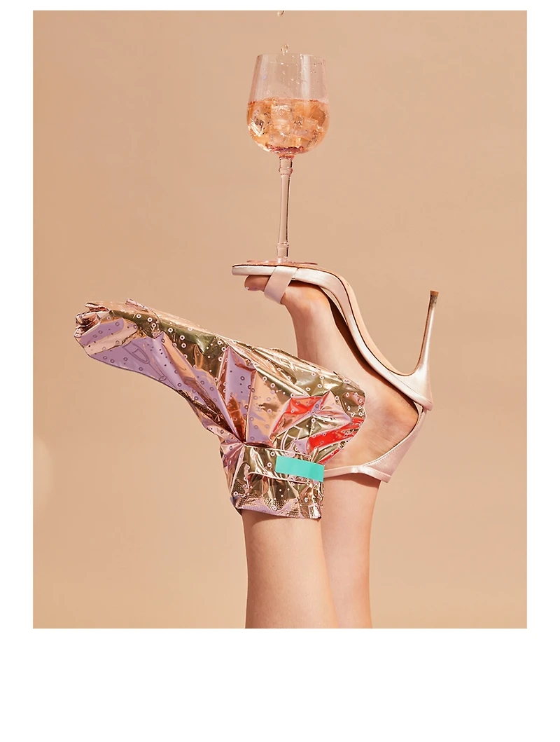 Rose Toes Renewing Foot Mask