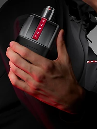 Luna Rossa Carbon Eau de Toilette - Refillable
