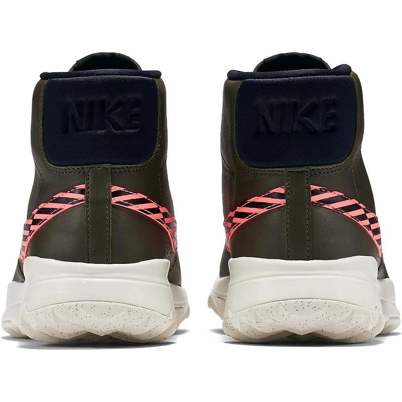 Women's Blazer Spikeless Golf Shoe - (818730-300)