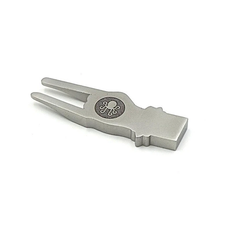 Rocker Divot Tool