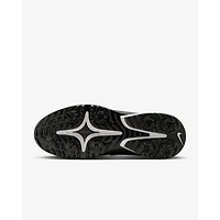 Victory Tour 4 Spiked Golf Shoe - Black/White