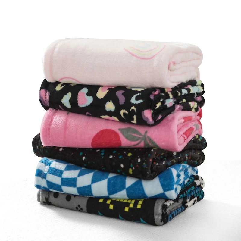 Mainstays Kids Plush Throw Blanket Rainbow