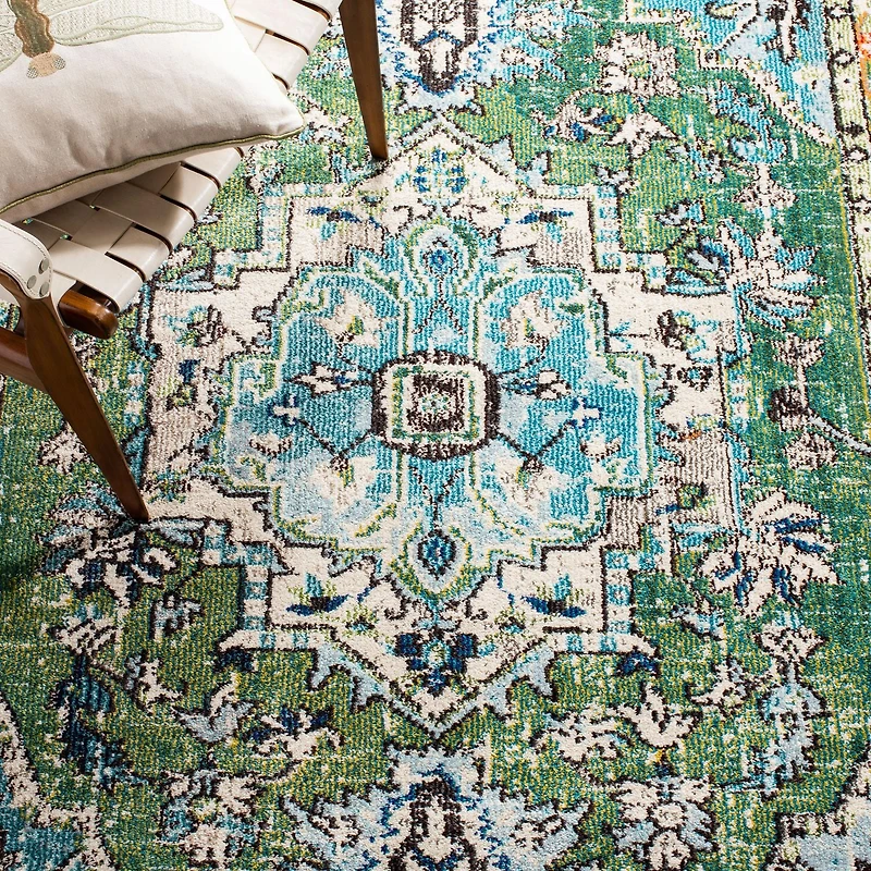 Safavieh Monaco Vivyan Traditional Area Rug