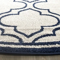 Safavieh Amherst Wilson Geometric Area Rug