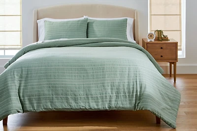 Better Homes & Gardens Comforter Set