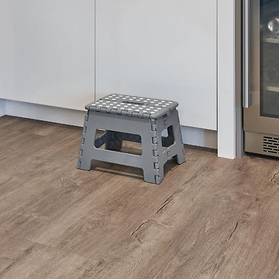 Mainstays Plastic Foldable Step Stool