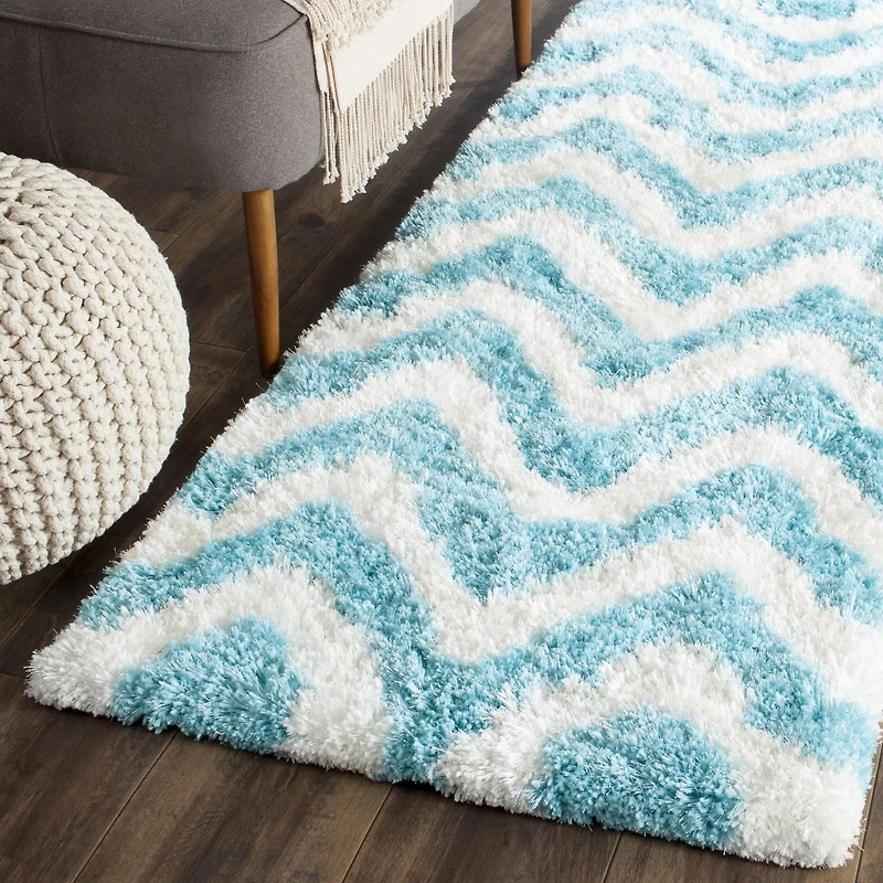 Safavieh Barcelona Carmella Zigzag Stripes Shag Area Rug