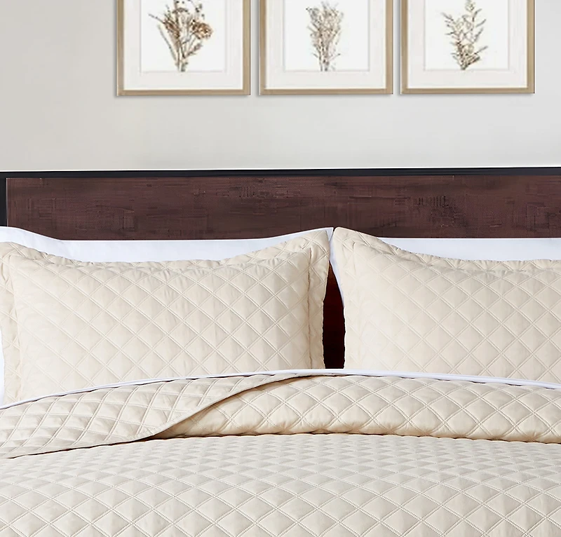 Mainstays All in One Lightweight Quilt Set and Sheet Set -7 Piece, King, Beige