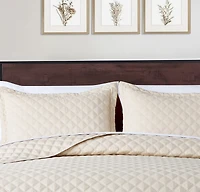 Mainstays All in One Lightweight Quilt Set and Sheet Set -7 Piece, King, Beige