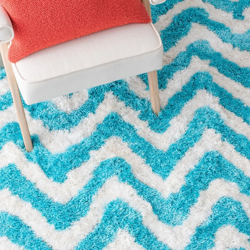 Safavieh Barcelona Carmella Zigzag Stripes Shag Area Rug