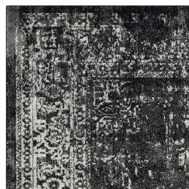Safavieh Evoke Trena Traditional Area Rug