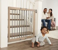 Regalo Wooden Stairway Gate