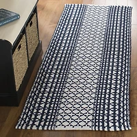 Safavieh Montauk Cara Geometric Area Rug