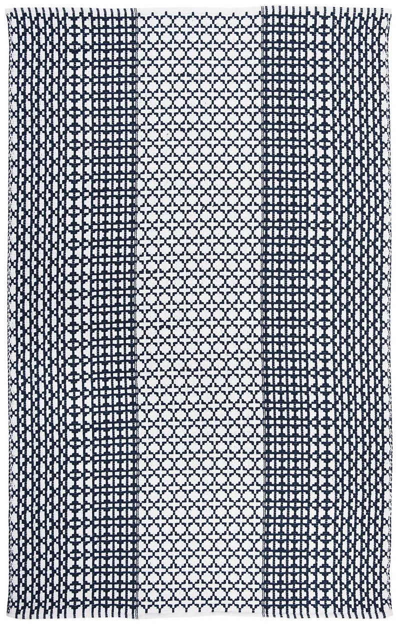 Safavieh Montauk Cara Geometric Area Rug