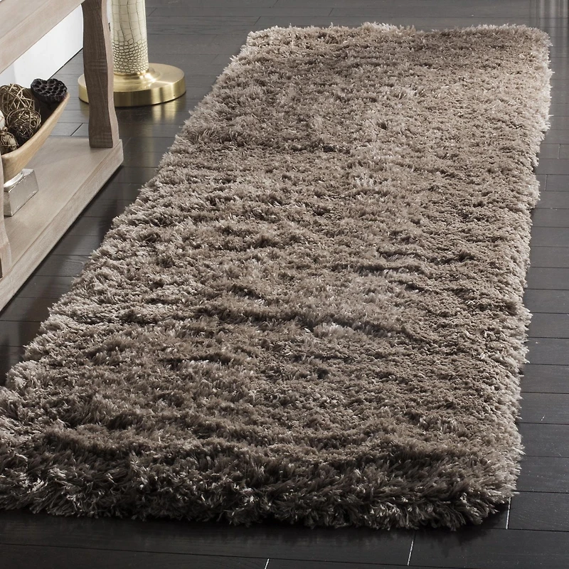 SAFAVIEH Polar Abbot Solid Extreme Plush Shag Area Rug
