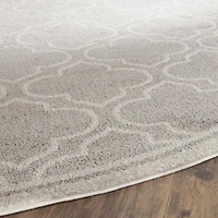 Safavieh Amherst Wilson Geometric Area Rug