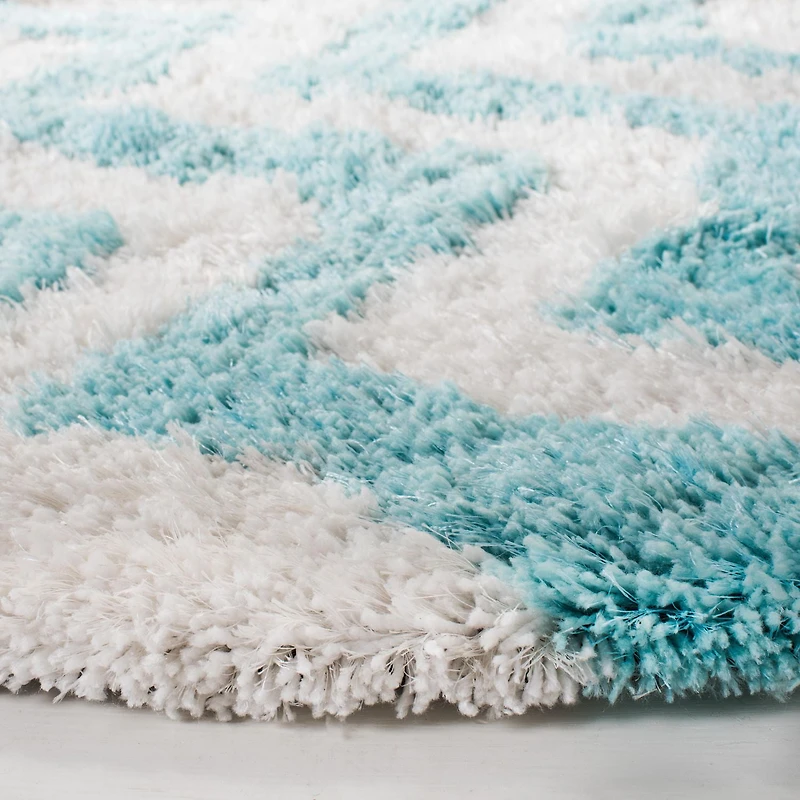 Safavieh Barcelona Carmella Zigzag Stripes Shag Area Rug