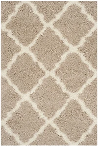 Safavieh Dallas Logan Geometric Shag Area Rug