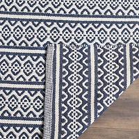 Safavieh Montauk Randall Geometric Stripes Area Rug