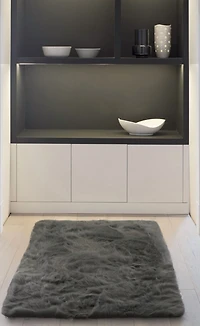 H-LUXE Hudson Faux Fur 3'X5' Rug