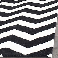 Safavieh Chatham Jake Zigzag Stripes Area Rug
