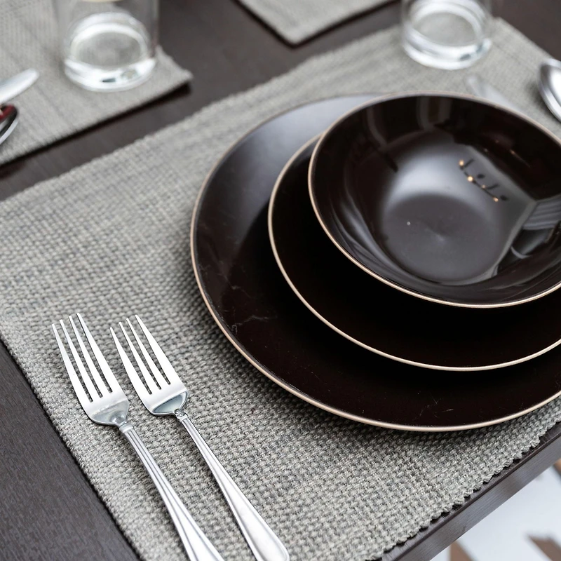 Fabstyles Casual Classic Cotton Placemats Set of 6 Machine Washable Heavyweight Table Mats