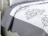 Couvre-lit brodé Marina Decoration, couvre-lit ultra doux et uni, parure de lit d'été avec taie d'oreiller matelassée, motif mandala argenté