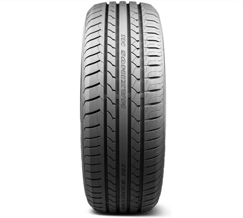 MAXTREK MAXIMUS M1 235/45R17 97W Tire