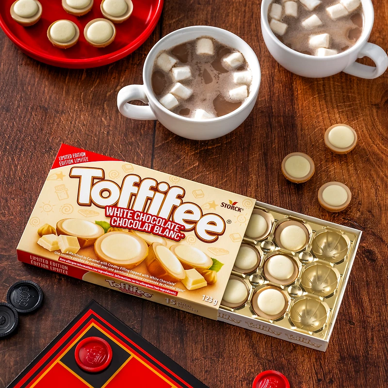 Noisette Toffifee® Enrobée de Caramel avec une Garniture Crémeuse couronnée de Chocolat Blanc