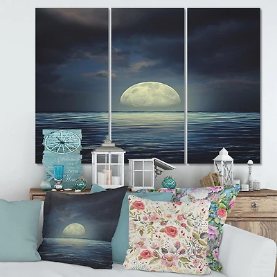 Designart Super Lune sur la mer II Art mural sur toile