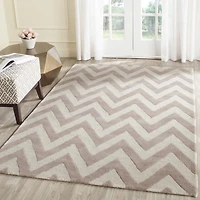 Safavieh Cambridge Kaitlyn Zig Zag Stripes Area Rug