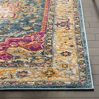 SAFAVIEH Madison Nikeisha Floral Area Rug