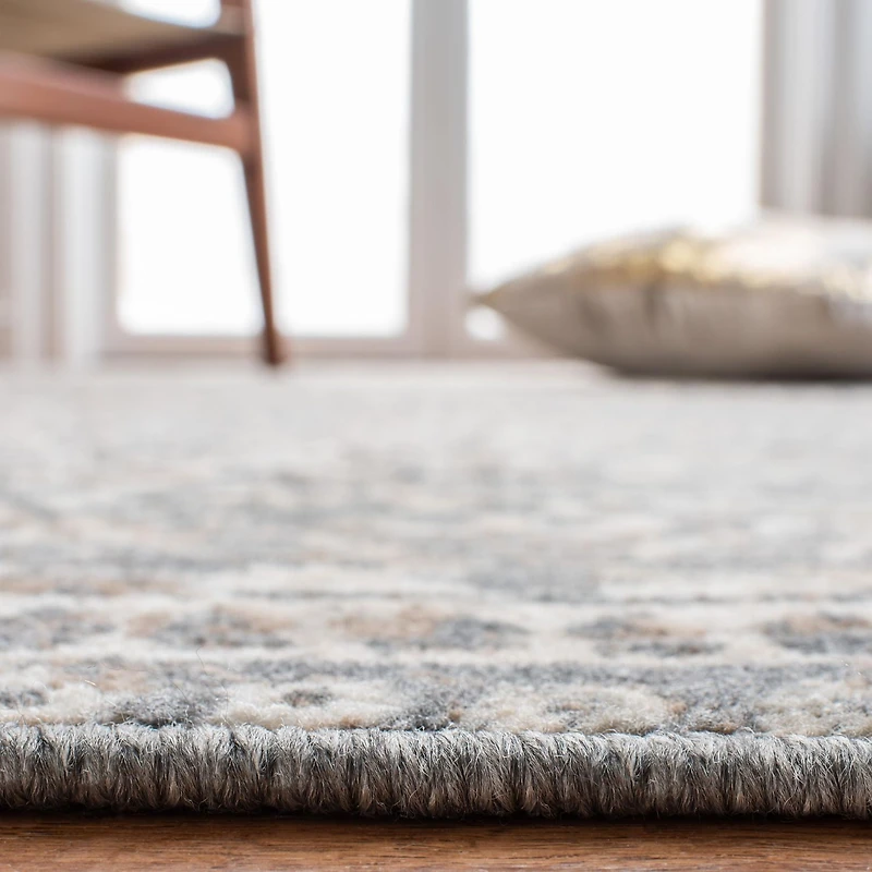 Safavieh Pyramid Anastasia Geometric Area Rug