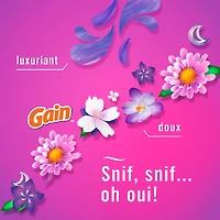 Febreze Car Air Freshener, Odor-Fighting Automotive Vent Clip, Gain Moonlight Breeze Scent, 2ct