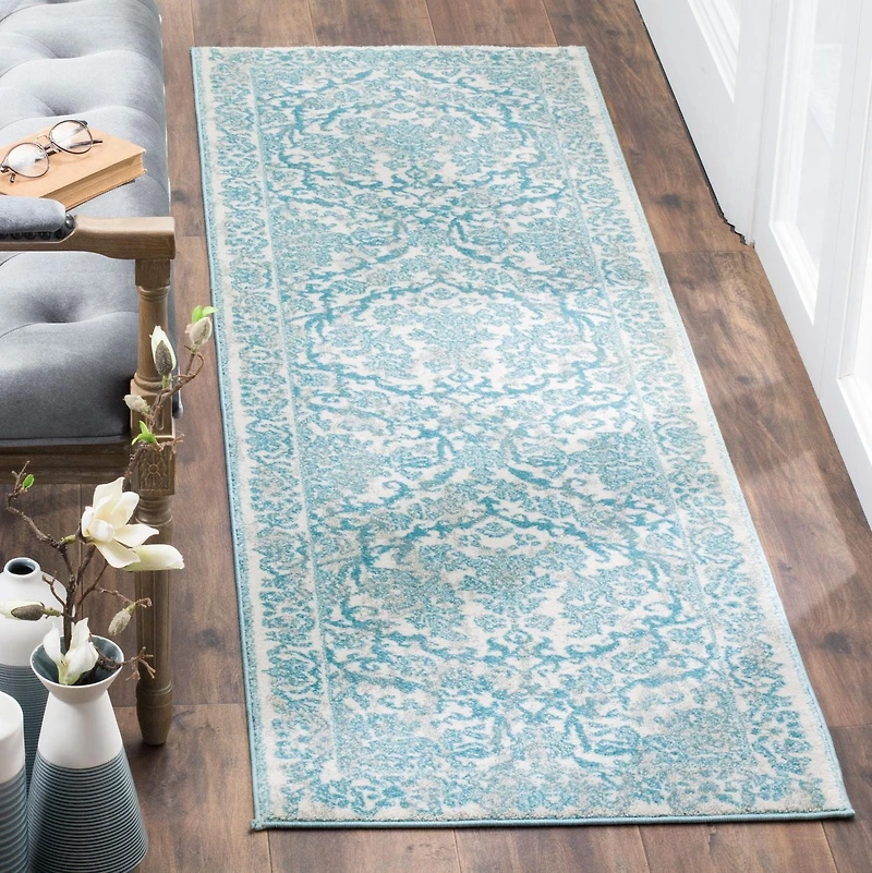 Safavieh Evoke Lorna Traditional Area Rug