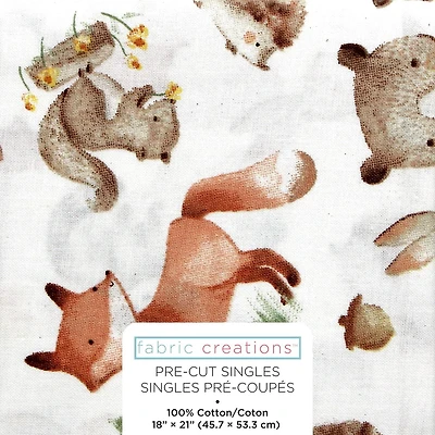 FABRIC CREATIONS blanc Painted Forest Animals fat quarter 45 × 53 cm (18 × 21 in), 18x21