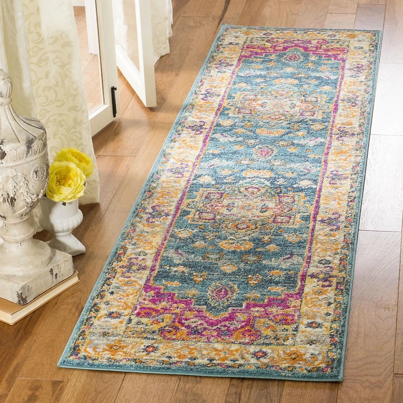 SAFAVIEH Madison Nikeisha Floral Area Rug