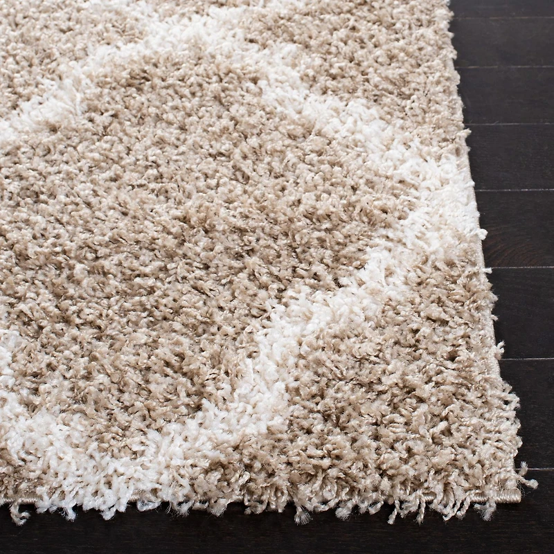 Safavieh Dallas Logan Tapis Géométrique Shag
