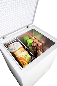 Danby DCF050A6WM Modèle carré de congélateur coffre 5.0 cu. ft. DOE en Blanc