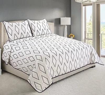 Literie d'été ultra douce et unie avec couvre-lit brodé Marina Decoration