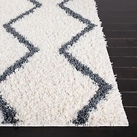 Safavieh Venus Carleen Tapis Chevron Shag