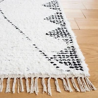 SAFAVIEH Casablanca Alayna Bohemian Area Rug